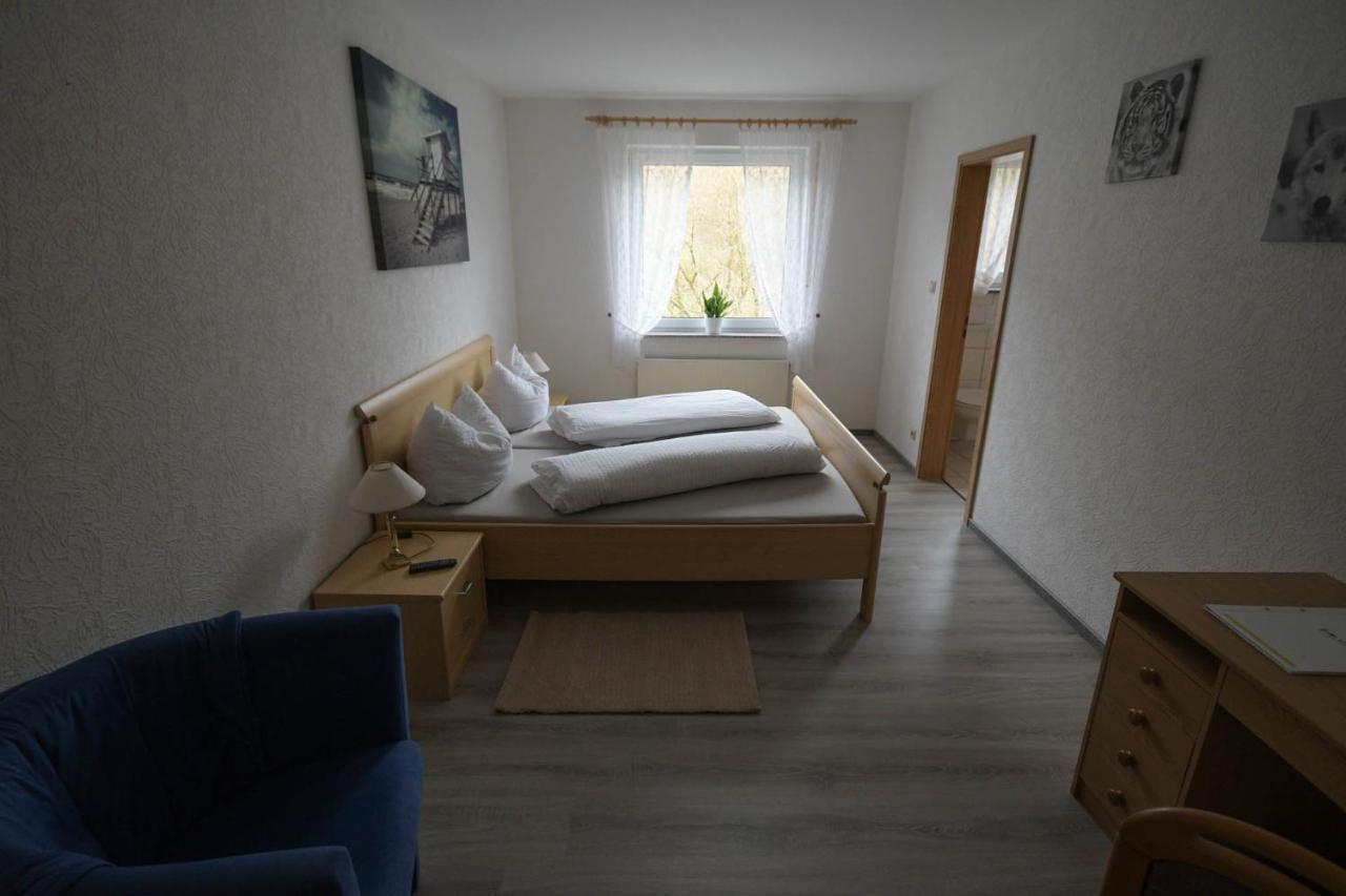 Zimmer Ohne Fruehstueck In Der Forellenzucht Burgen  Zewnętrze zdjęcie