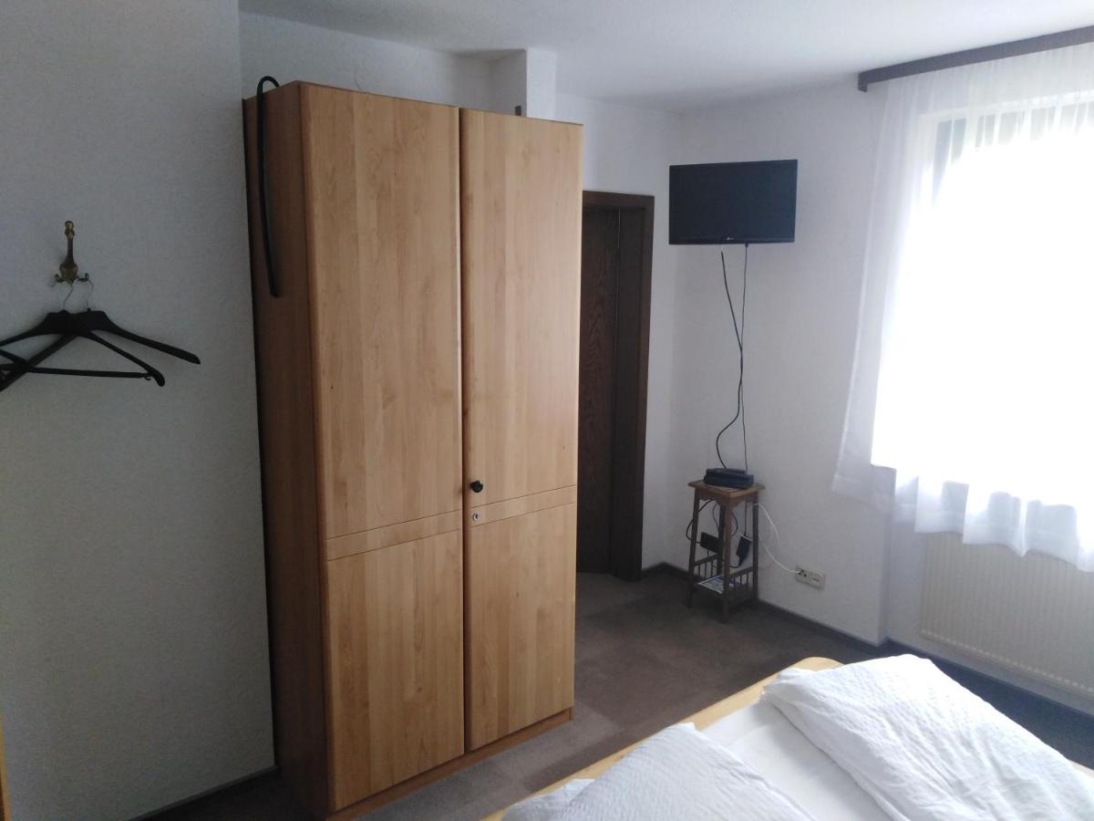 Zimmer Ohne Fruehstueck In Der Forellenzucht Burgen  Zewnętrze zdjęcie