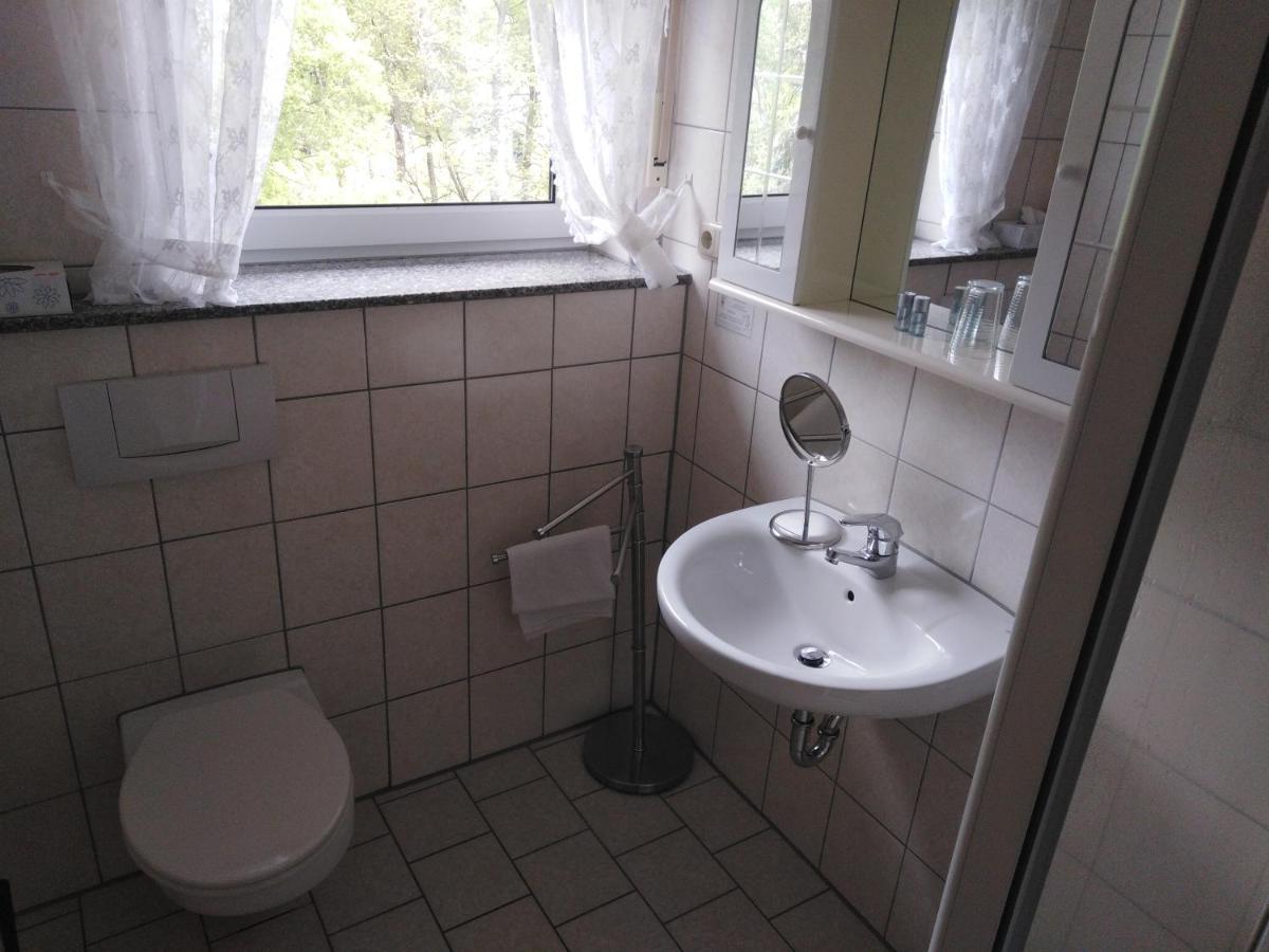 Zimmer Ohne Fruehstueck In Der Forellenzucht Burgen  Zewnętrze zdjęcie