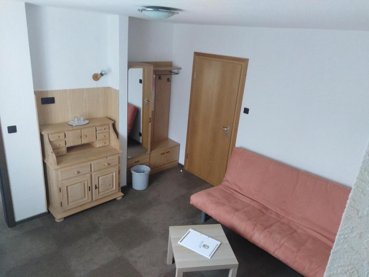 Zimmer Ohne Fruehstueck In Der Forellenzucht Burgen  Zewnętrze zdjęcie