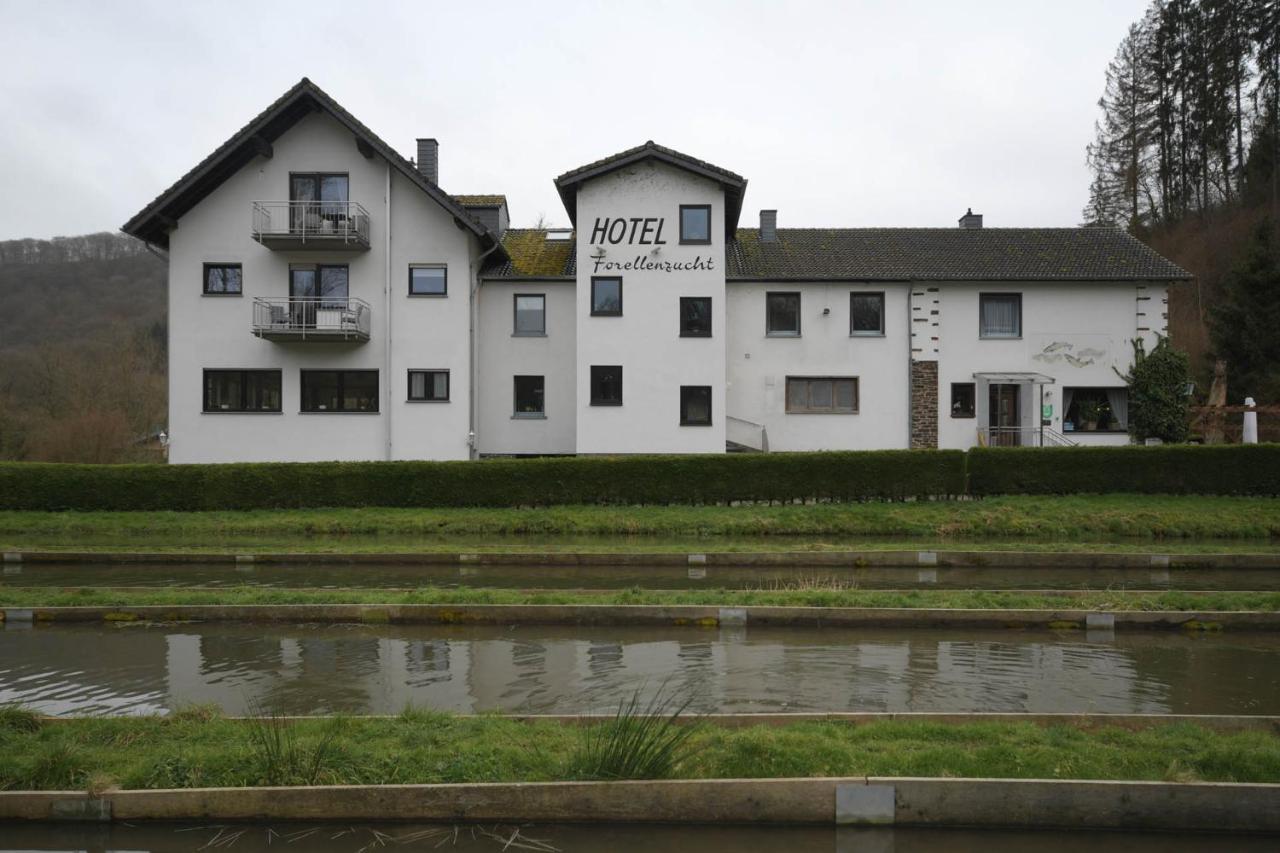 Zimmer Ohne Fruehstueck In Der Forellenzucht Burgen  Zewnętrze zdjęcie